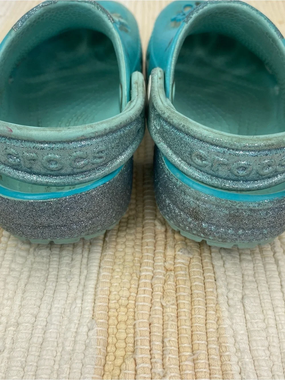Crocs/Disney crocs pair